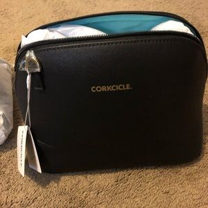 Corkcicle lunch bag